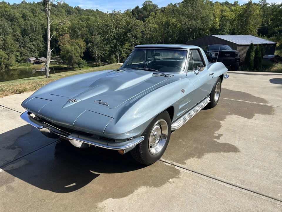 1964 Chevrolet Corvette C2 - Image 21 of 31