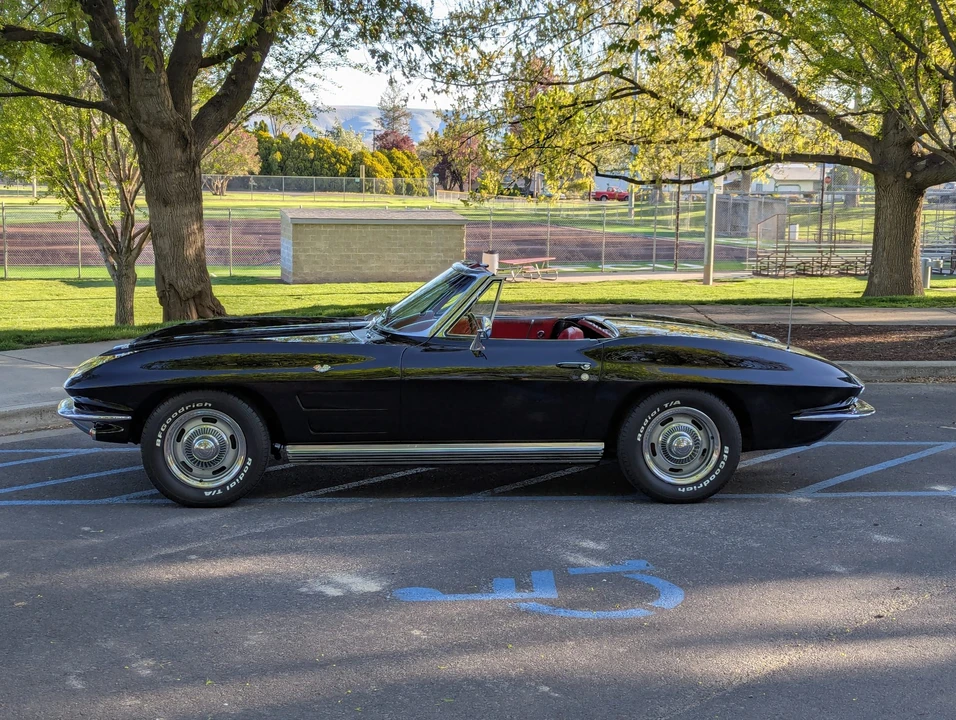 1964 Chevrolet Corvette C2 - Image 16 of 31