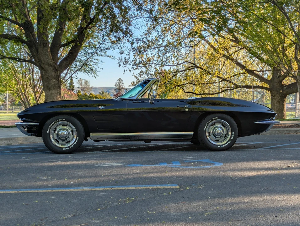 1964 Chevrolet Corvette C2 - Image 17 of 31
