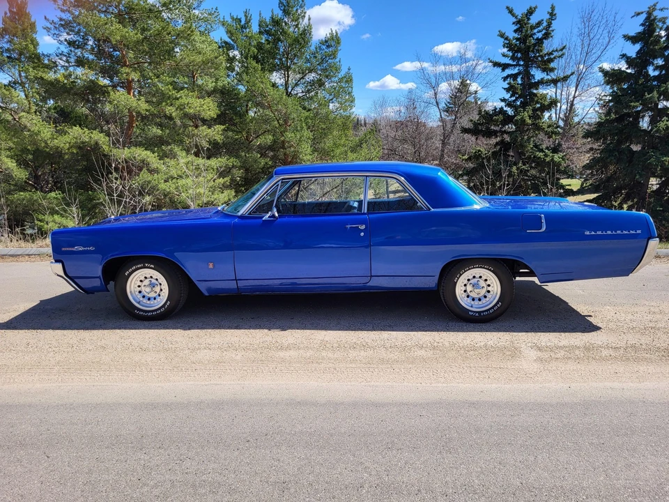 1964 Pontiac Parisienne - Image 2 of 31