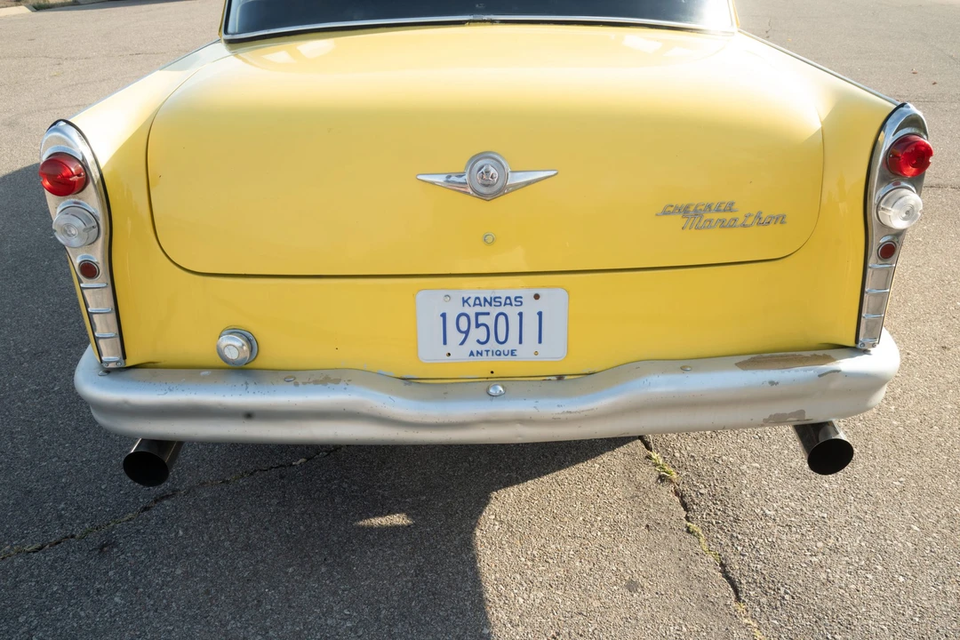 1965 Checker - Image 31 of 31