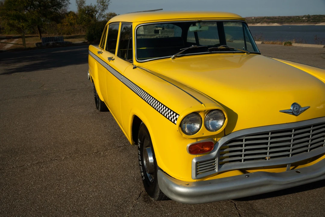 1965 Checker - Image 22 of 31