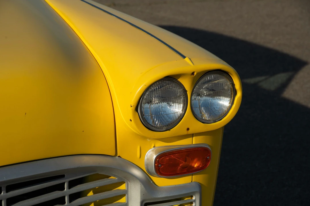 1965 Checker - Image 17 of 31