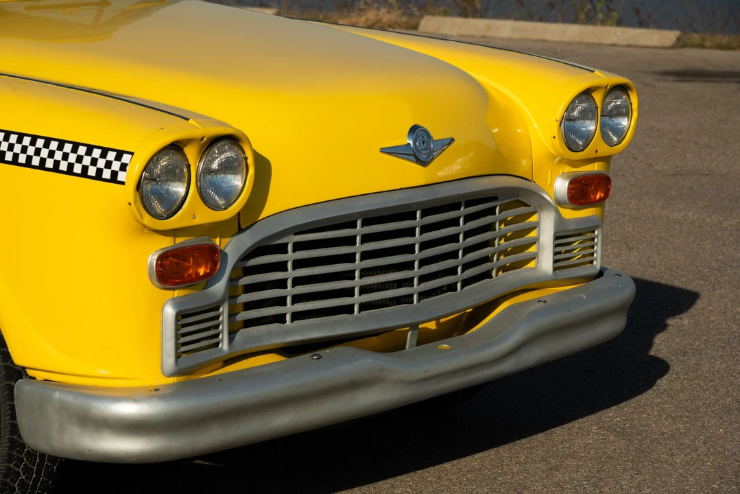 1965 Checker - Image 15 of 31