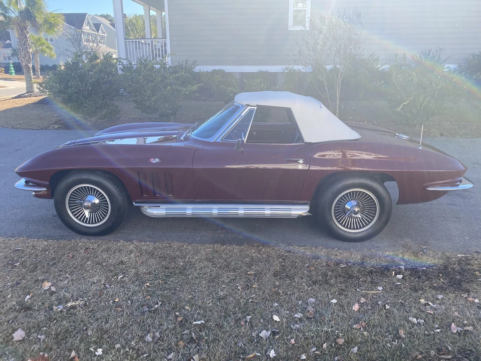 1965 Chevrolet Corvette C2 - Image 4 of 31
