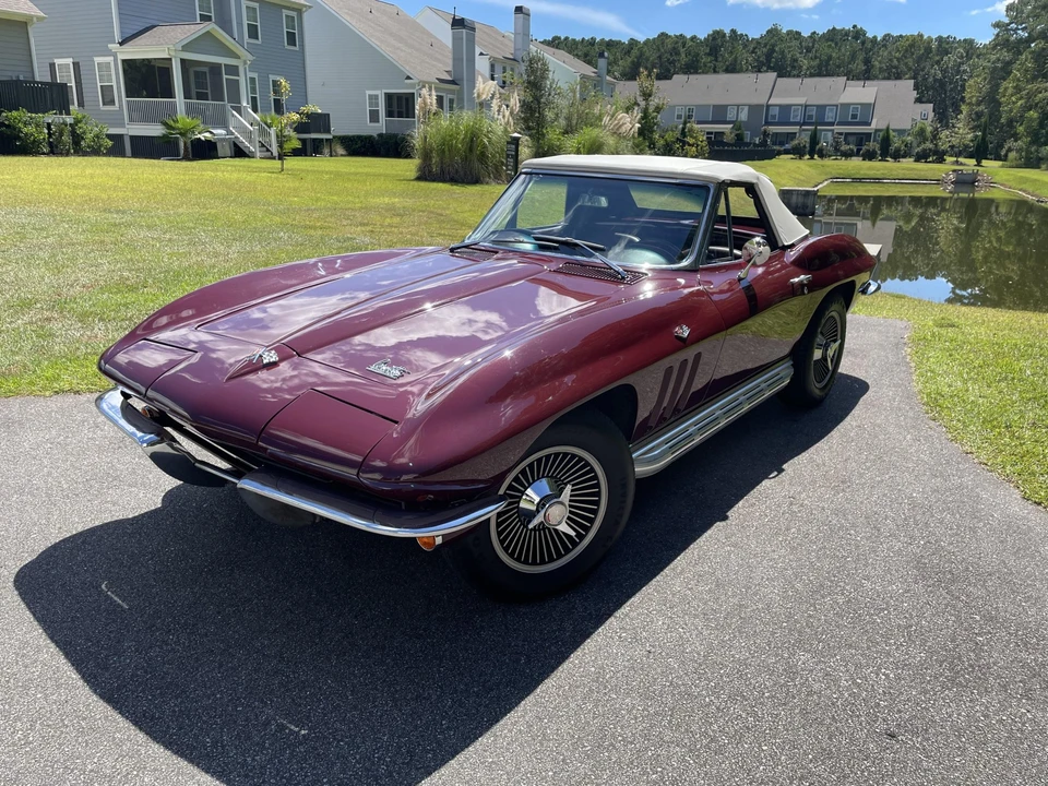 1965 Chevrolet Corvette C2 - Image 2 of 31