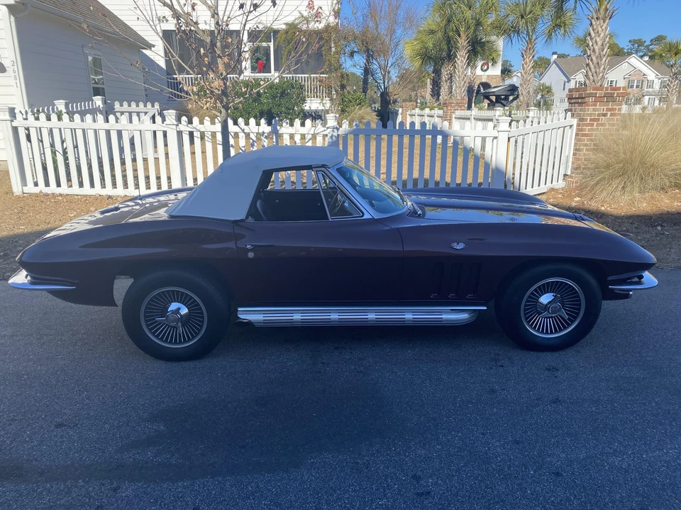 1965 Chevrolet Corvette C2 - Image 9 of 31