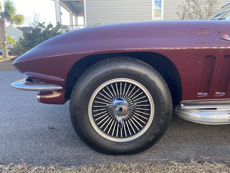 1965 Chevrolet Corvette C2 - Image 30 of 31