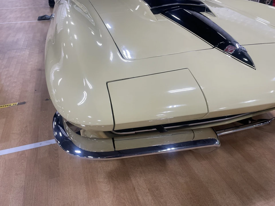 1965 Chevrolet Corvette C2 - Image 9 of 31