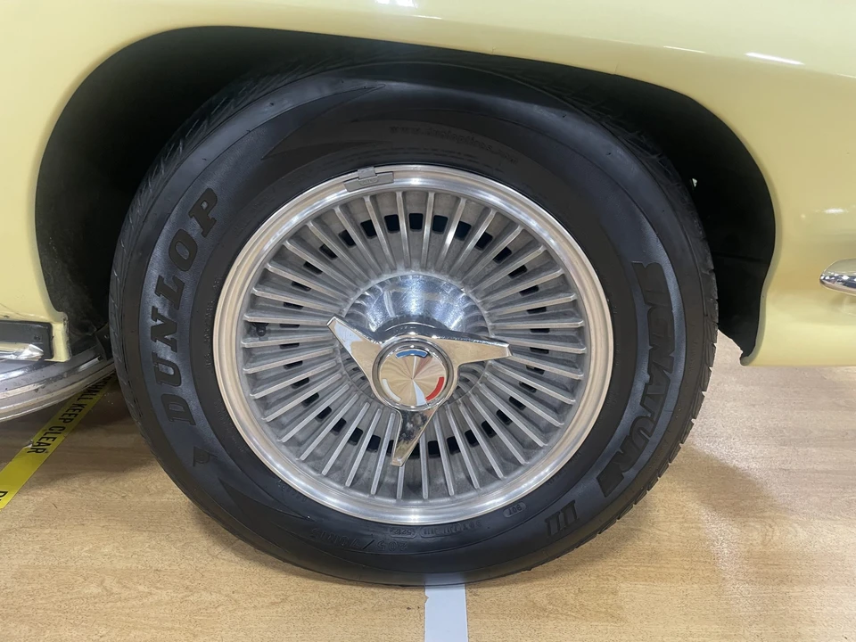 1965 Chevrolet Corvette C2 - Image 26 of 31