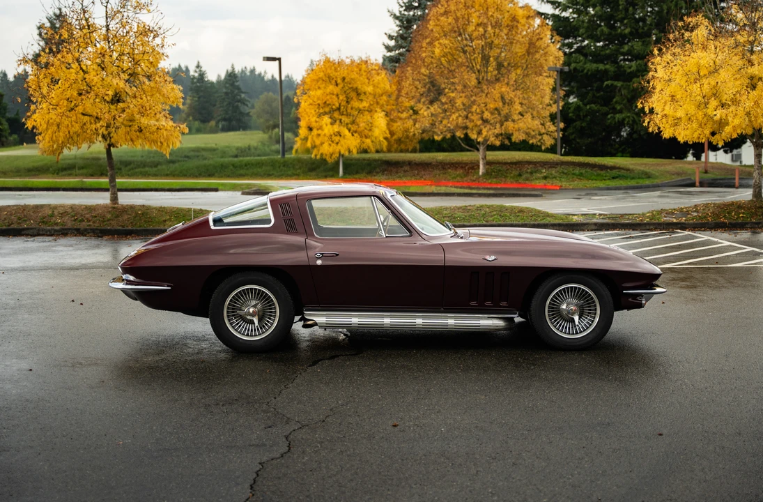 1965 Chevrolet Corvette C2 - Image 9 of 31