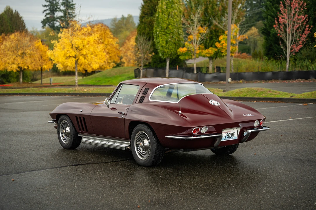 1965 Chevrolet Corvette C2 - Image 5 of 31