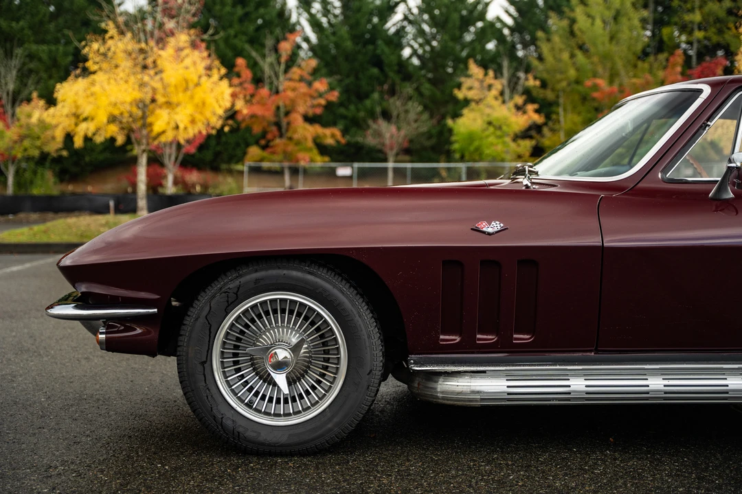 1965 Chevrolet Corvette C2 - Image 14 of 31