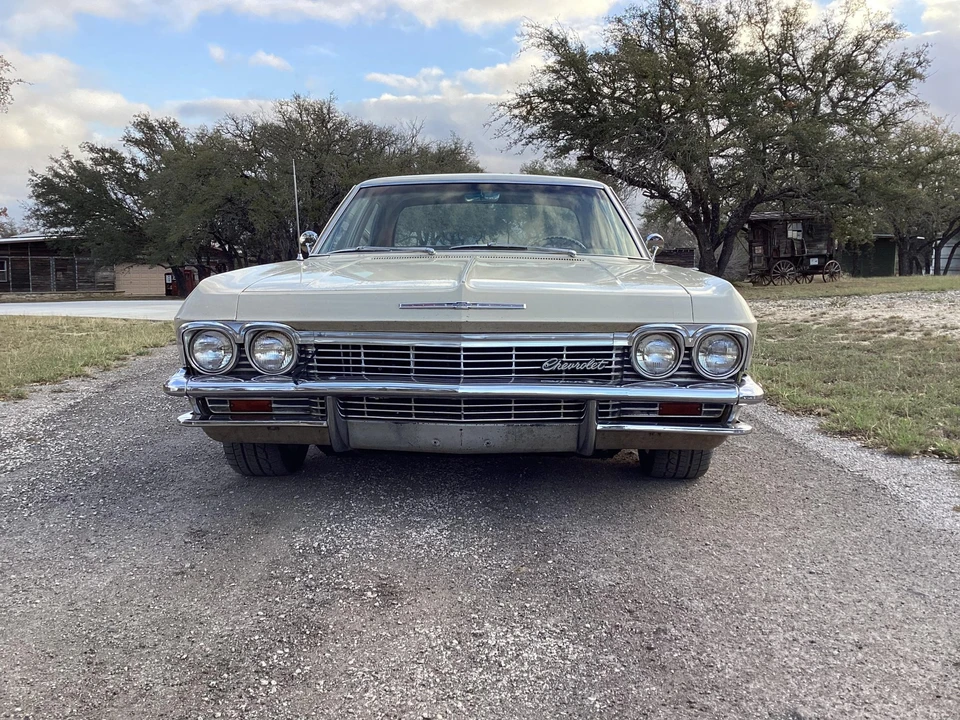 1965 Chevrolet Impala 4th Gen - Image 5 of 31