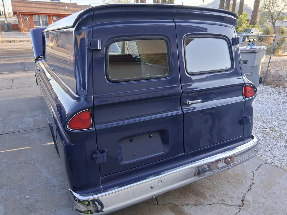 1965 GMC Suburban 5th Gen - Image 5 of 31