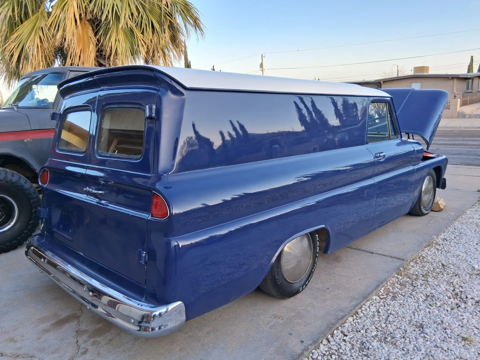 1965 GMC Suburban 5th Gen - Image 7 of 31