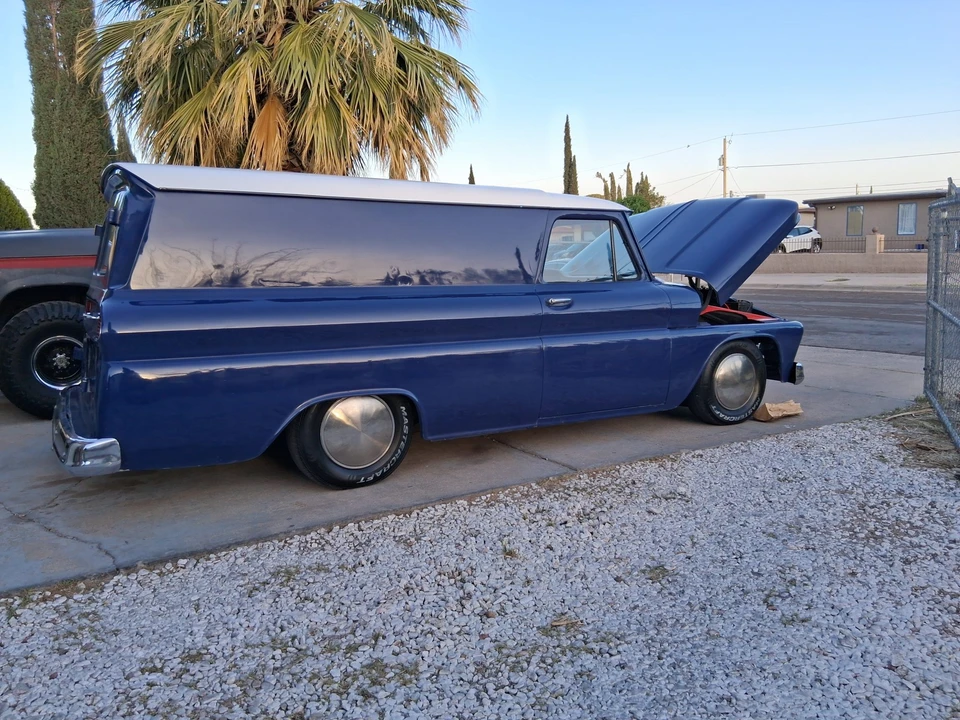 1965 GMC Suburban 5th Gen - Image 9 of 31