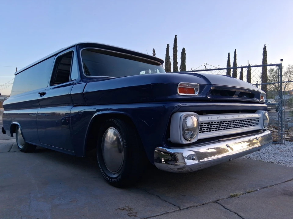 1965 GMC Suburban 5th Gen - Image 12 of 31
