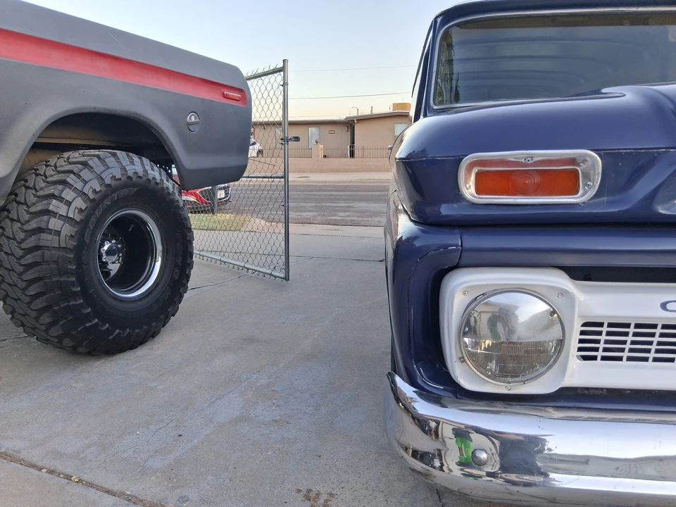 1965 GMC Suburban 5th Gen - Image 31 of 31