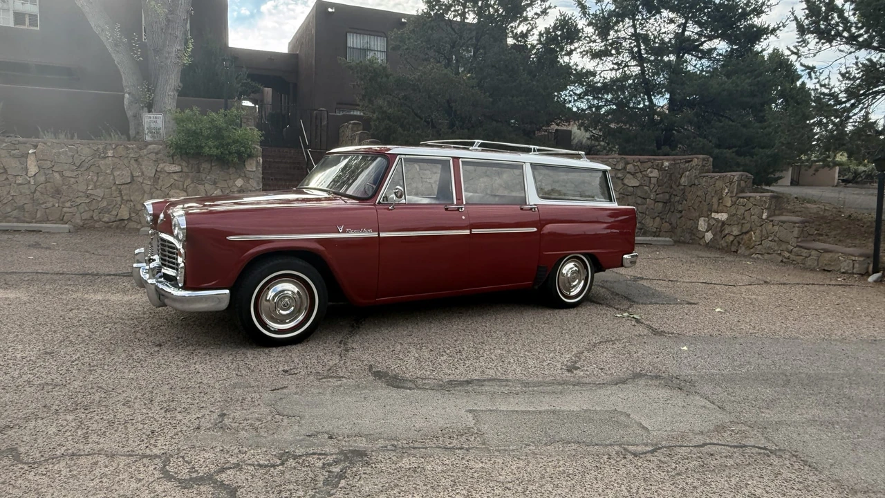 1966 Checker - Image 11 of 31