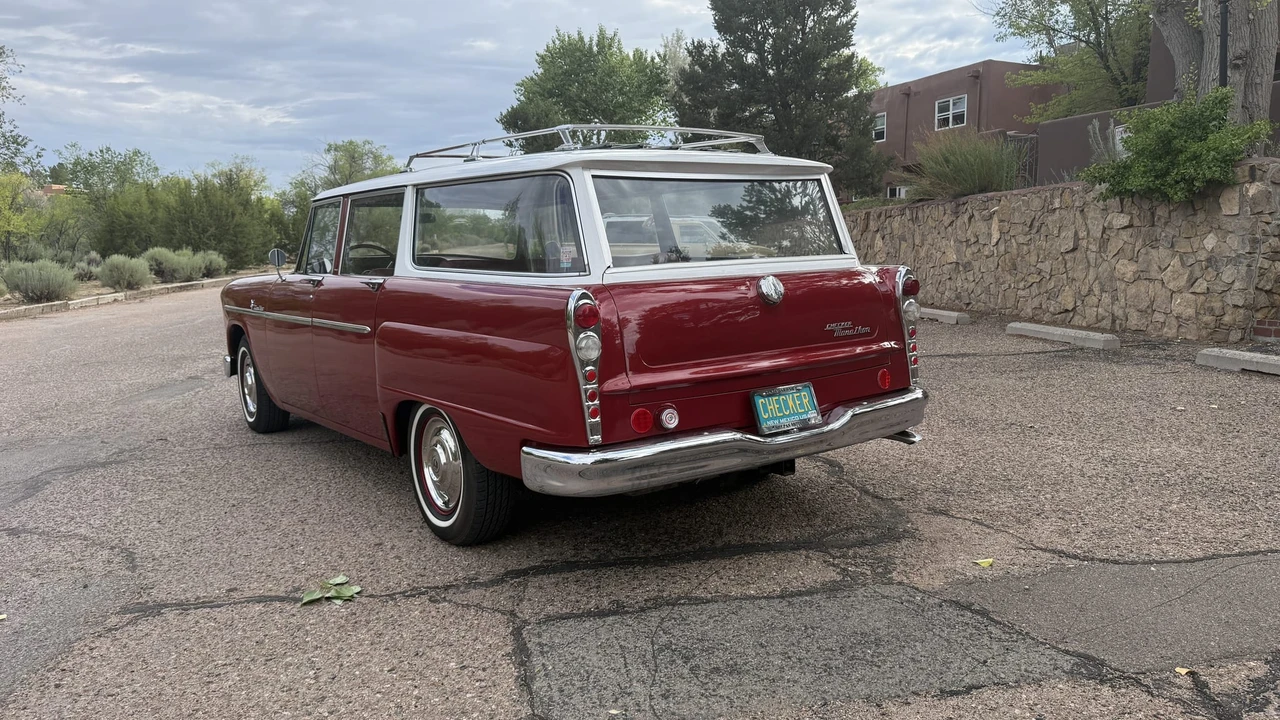 1966 Checker - Image 20 of 31
