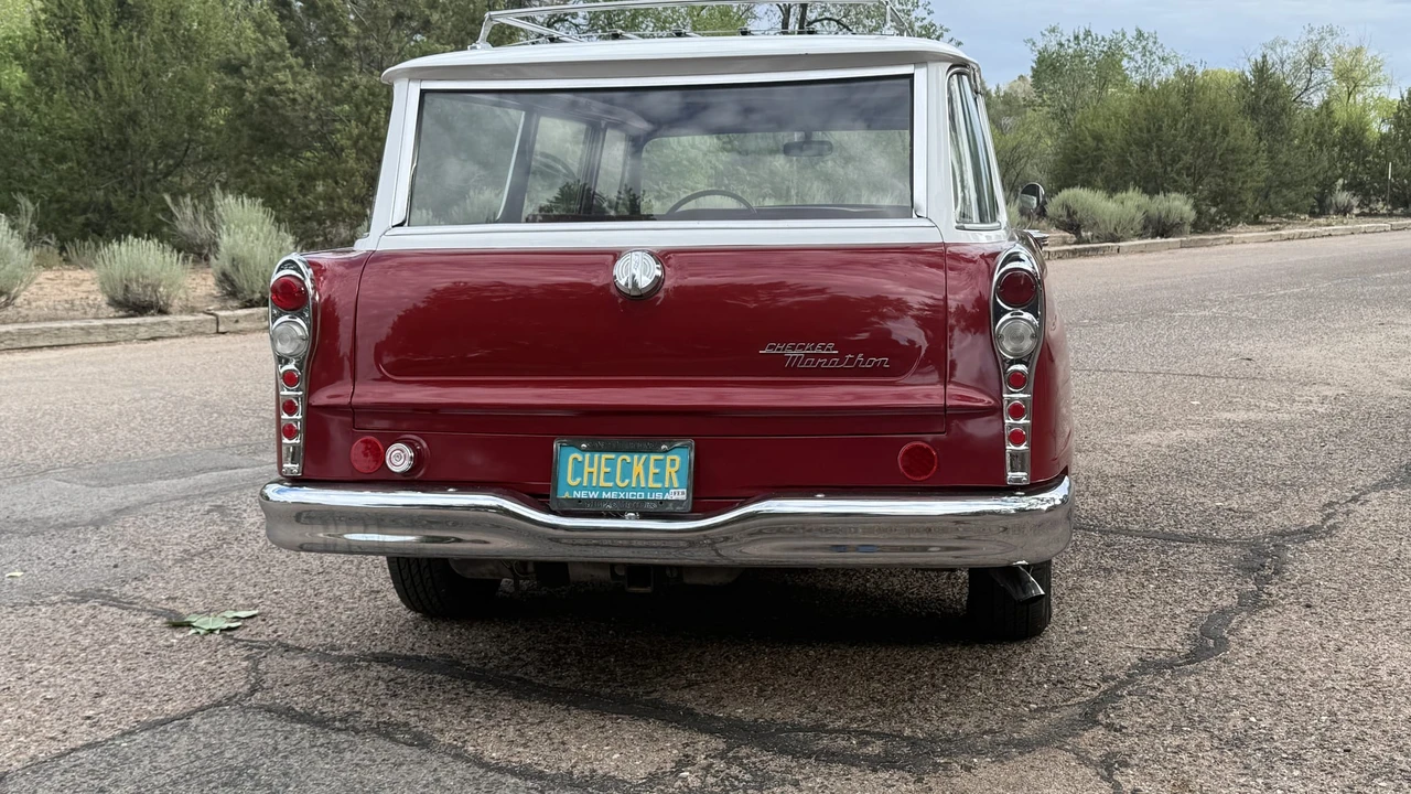 1966 Checker - Image 26 of 31
