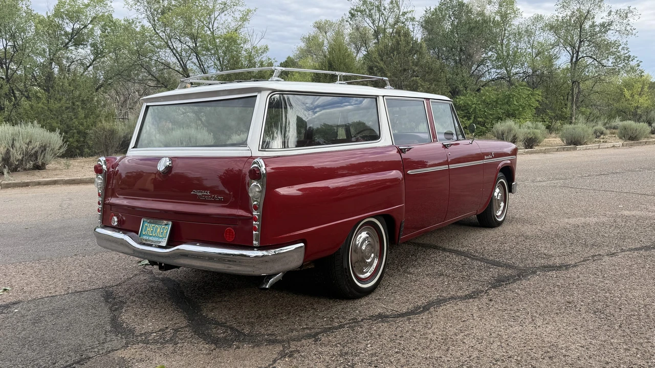 1966 Checker - Image 27 of 31