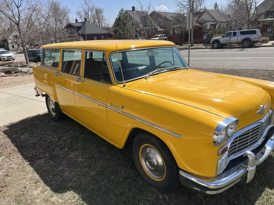 1966 Checker - Image 4 of 31
