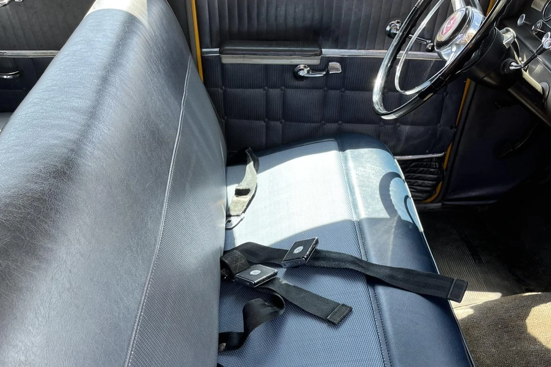 1966 Checker - Image 14 of 31