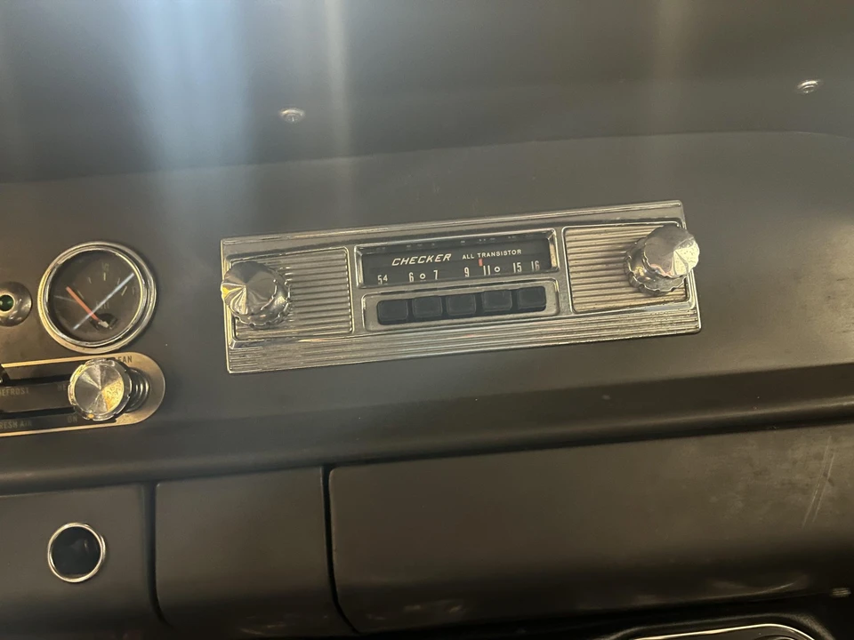 1966 Checker - Image 24 of 31