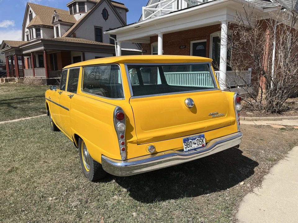 1966 Checker - Image 10 of 31