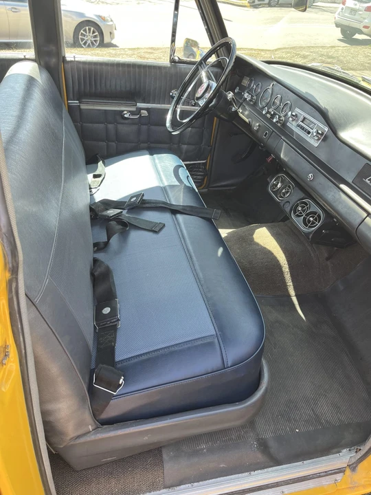 1966 Checker - Image 16 of 31