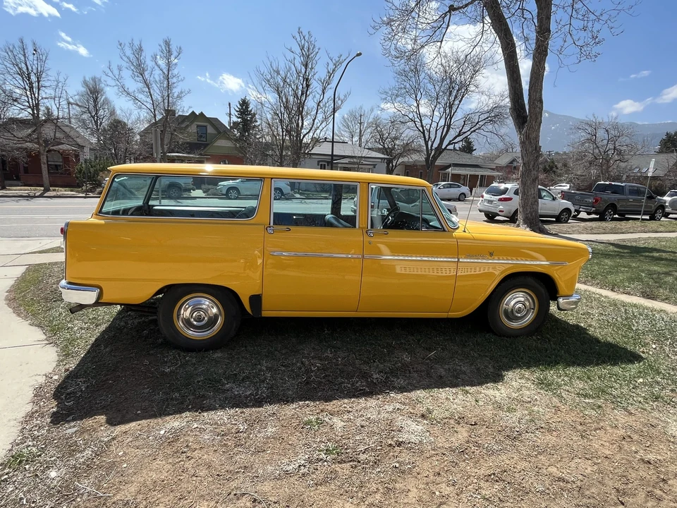 1966 Checker - Image 6 of 31