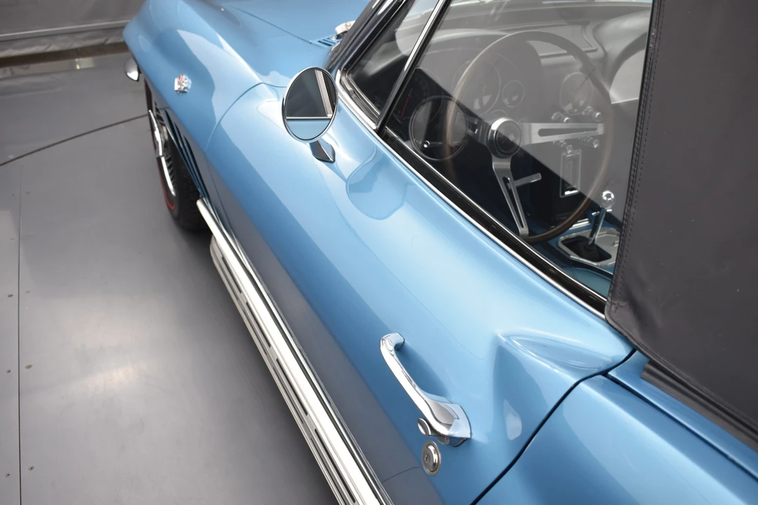 1966 Chevrolet Corvette C2 - Image 30 of 31