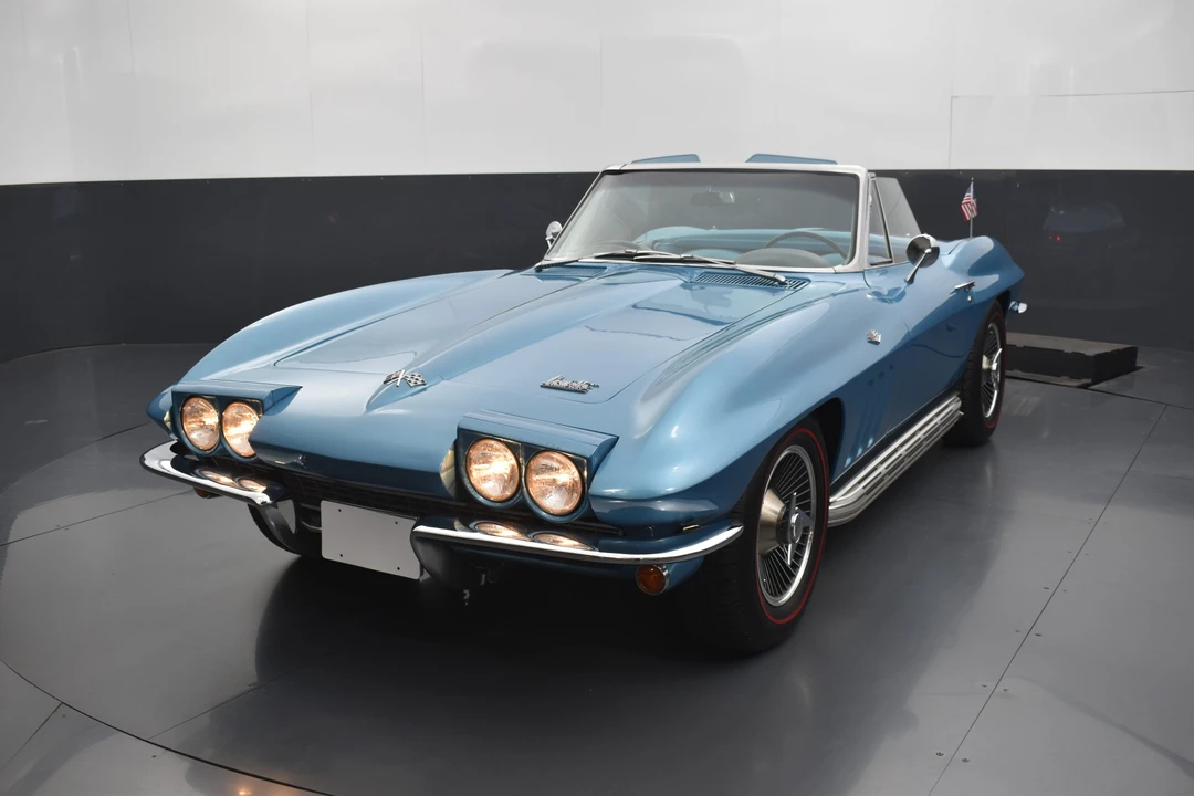 1966 Chevrolet Corvette C2 - Image 2 of 31