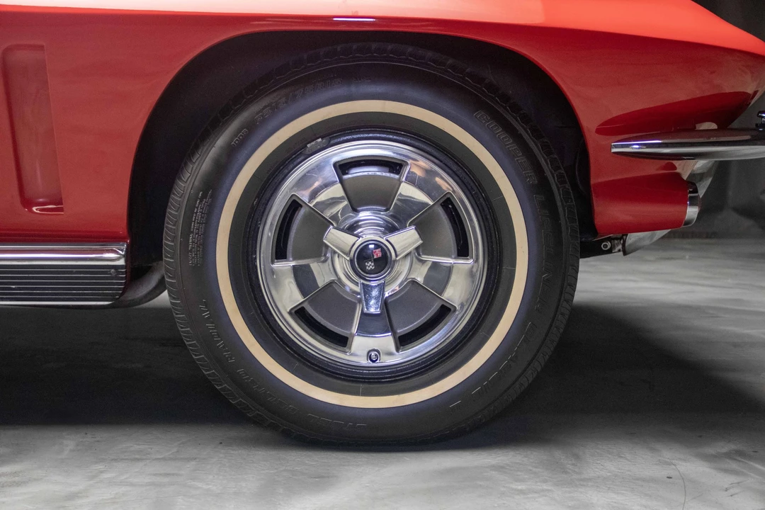 1966 Chevrolet Corvette C2 - Image 22 of 31