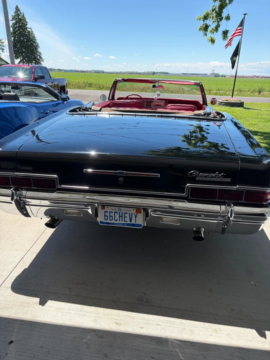 1966 Chevrolet Impala SS 4th Gen - Image 25 of 31