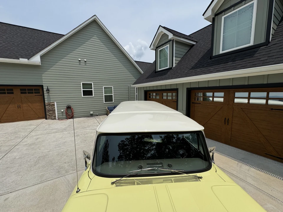 1966 Chevrolet Suburban 5th Gen - Image 22 of 31
