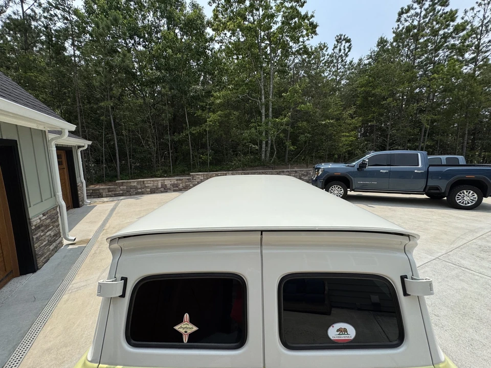 1966 Chevrolet Suburban 5th Gen - Image 27 of 31