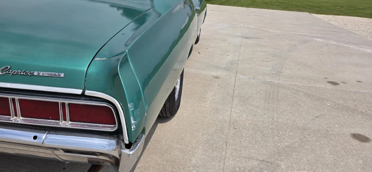 1967 Chevrolet Caprice - Image 21 of 31
