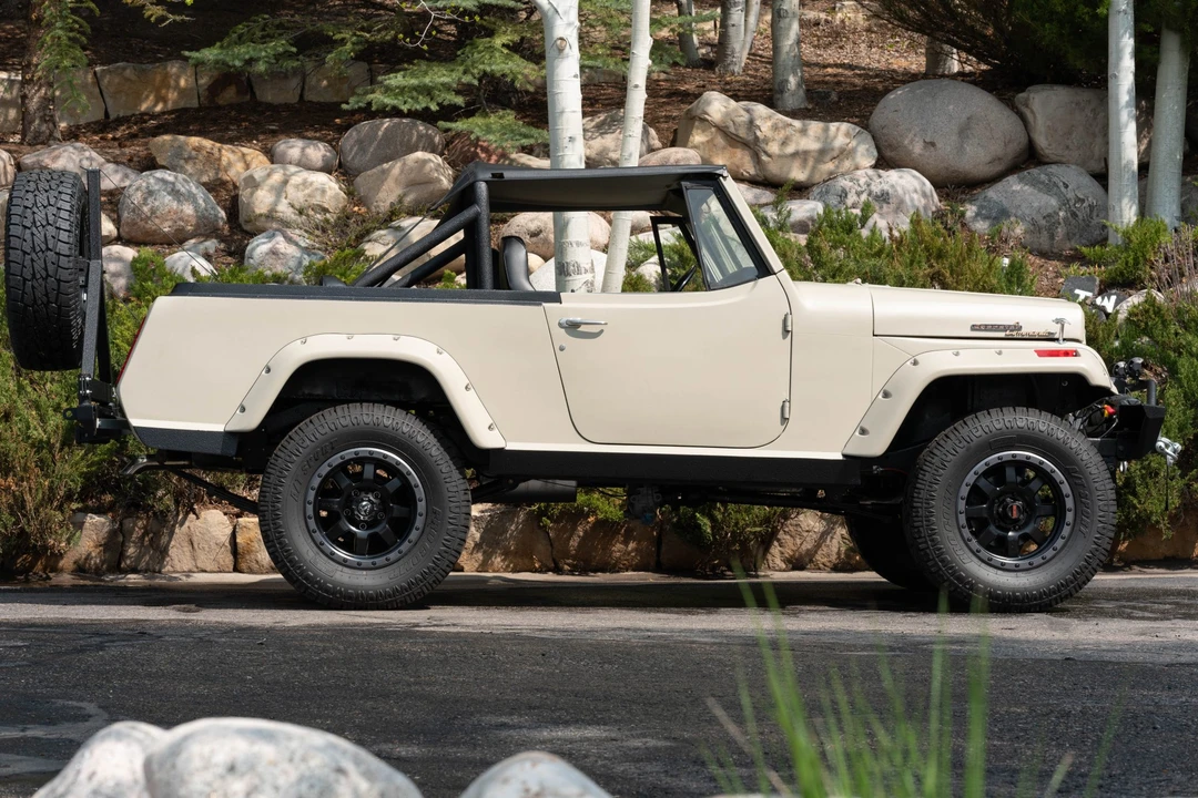 1967 Jeep Jeepster Commando - Image 9 of 31