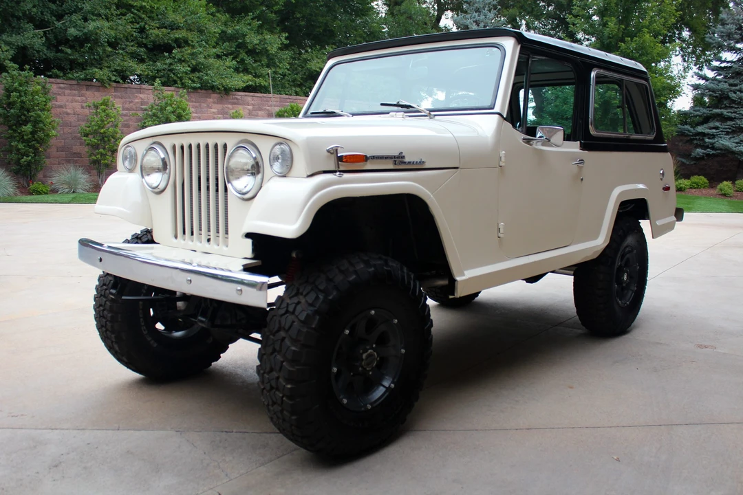 1969 Jeep Jeepster Commando - Image 2 of 31