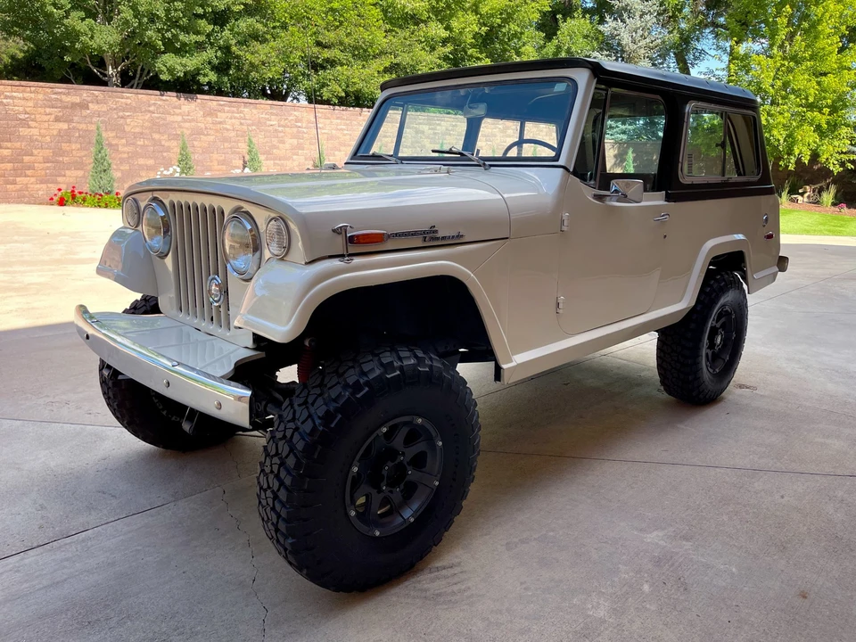 1969 Jeep Jeepster Commando - Image 2 of 31