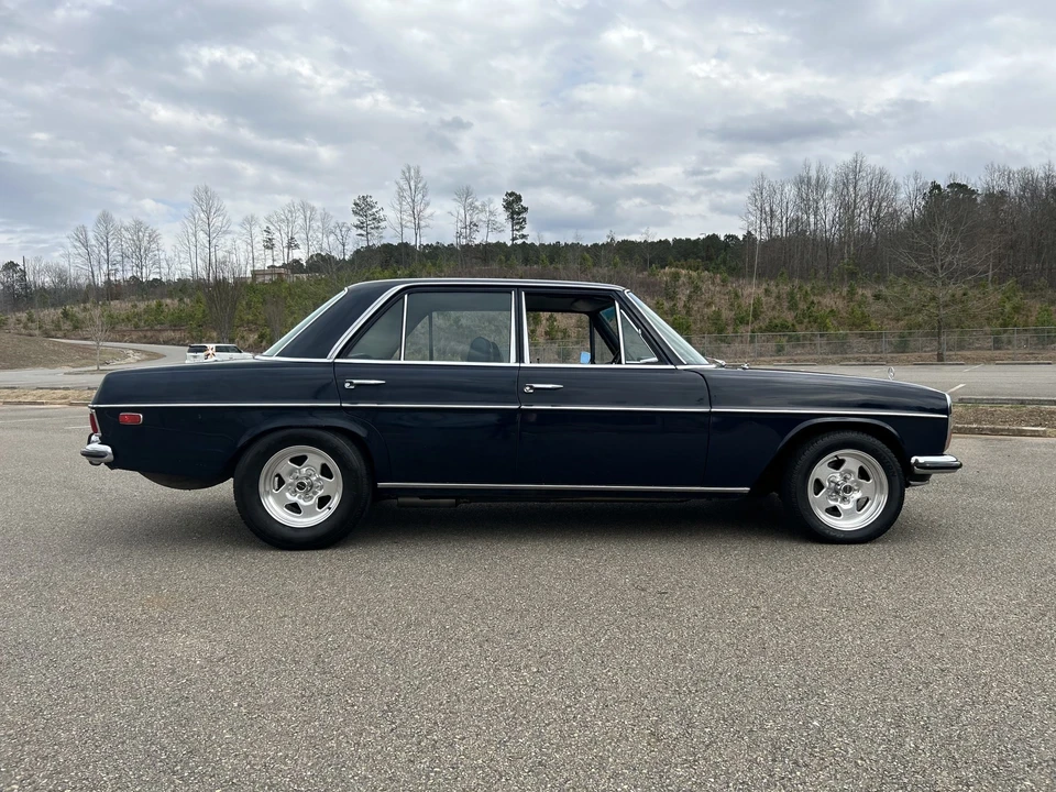 1969 Mercedes-Benz W114 & W115 - Image 19 of 31