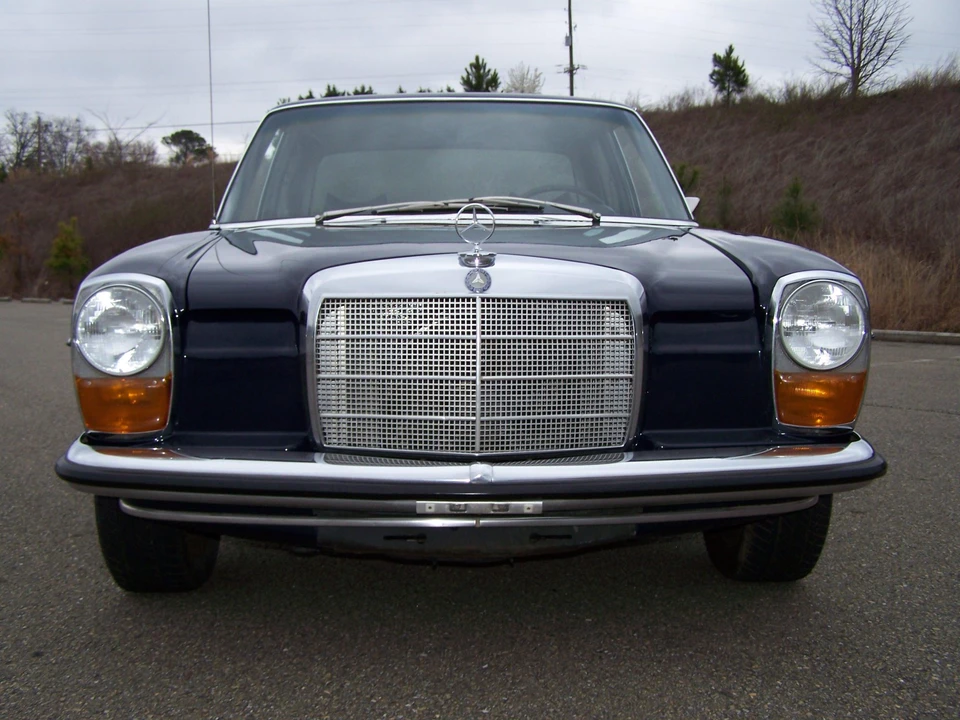 1969 Mercedes-Benz W114 & W115 - Image 5 of 31