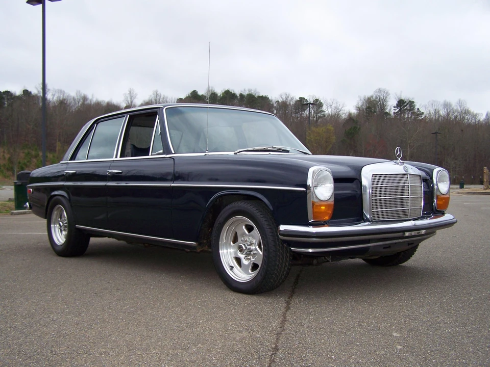 1969 Mercedes-Benz W114 & W115 - Image 3 of 31