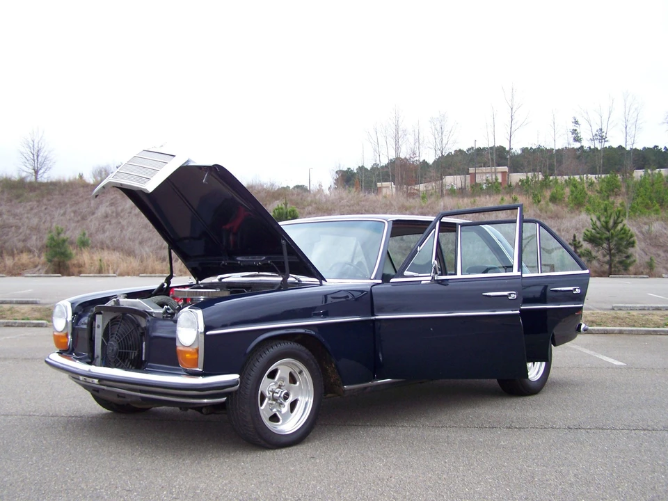 1969 Mercedes-Benz W114 & W115 - Image 26 of 31
