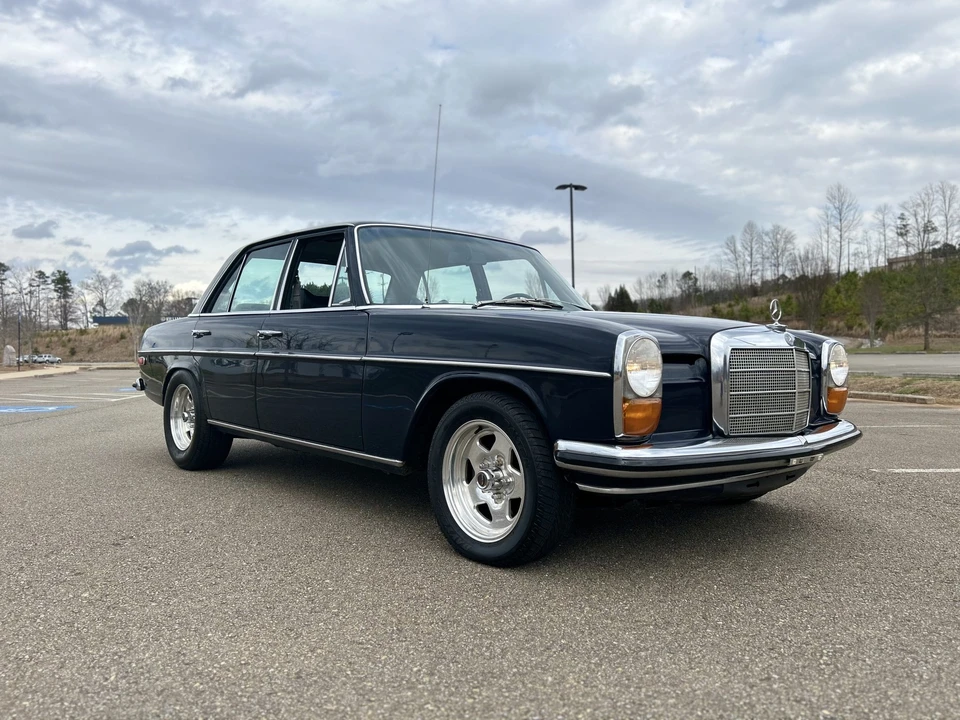 1969 Mercedes-Benz W114 & W115 - Image 2 of 31