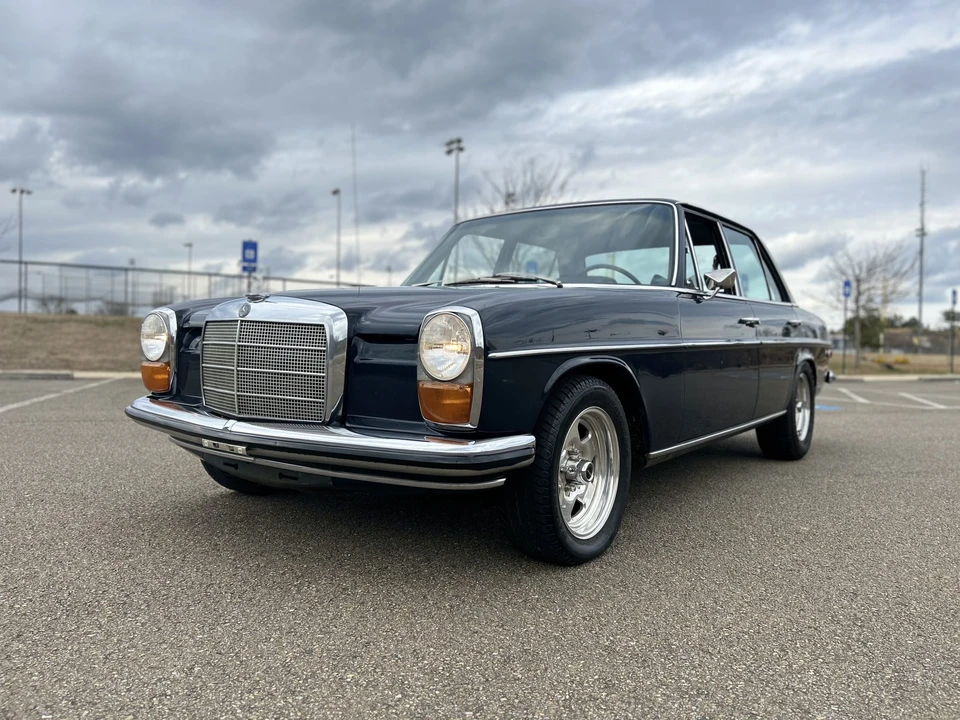 1969 Mercedes-Benz W114 & W115 - Image 9 of 31