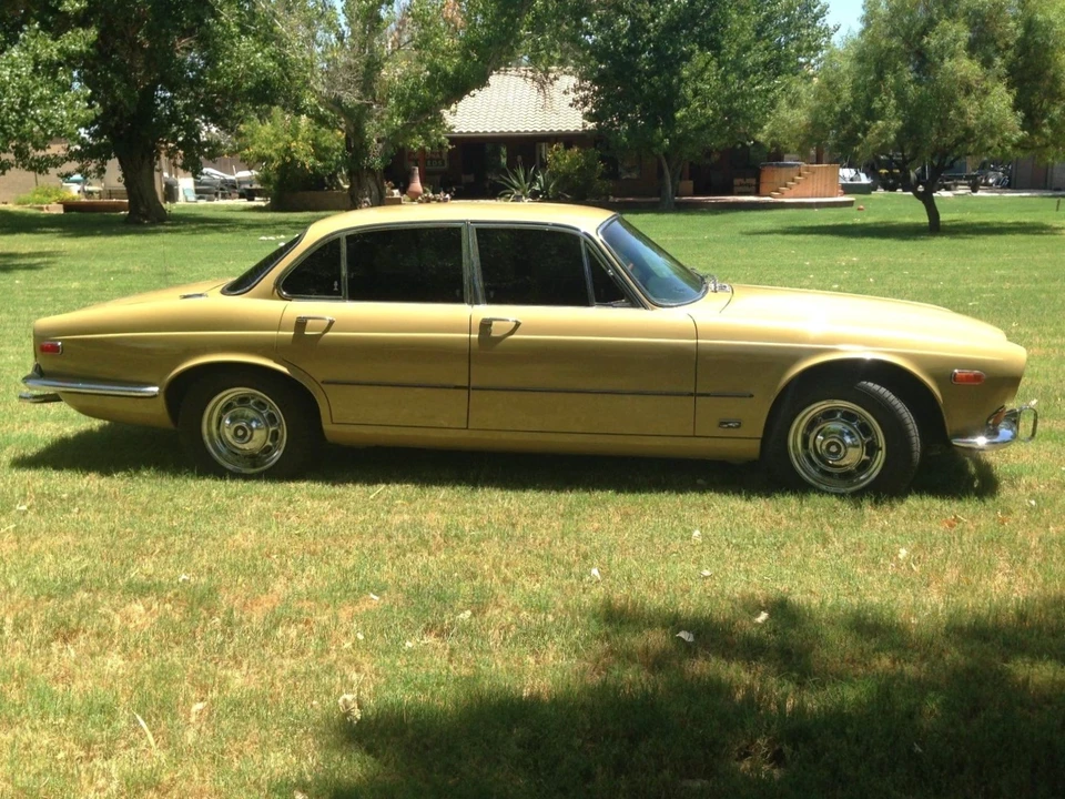 1973 Jaguar XJ Series 1 - Image 10 of 31